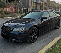 کرایسلەر 300